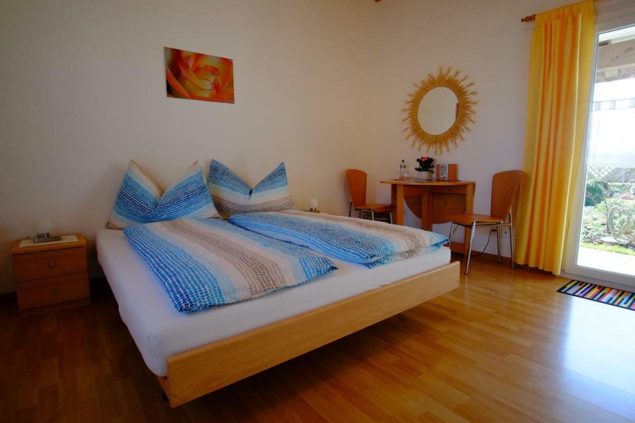 Ferienzimmer Zuelli Erlach 外观 照片